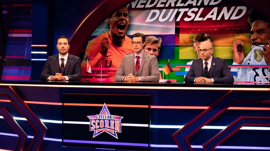 Jonathan van het Reve, Tex de Wit, Diederik Smith in 2019 met Makkelijk Scoren. 