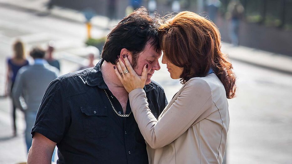 Martijn Fischer als André Hazes en Hadewych Minis als Rachel Hazes in Bloed, Zweet & Tranen