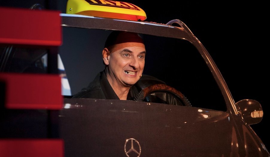 Martin van Waardenberg ontslagen bij Kanniewaarzijn: Ik ben te oud Martin van Waardenberg ontslagen bij Kanniewaarzijn: Ik ben te oud