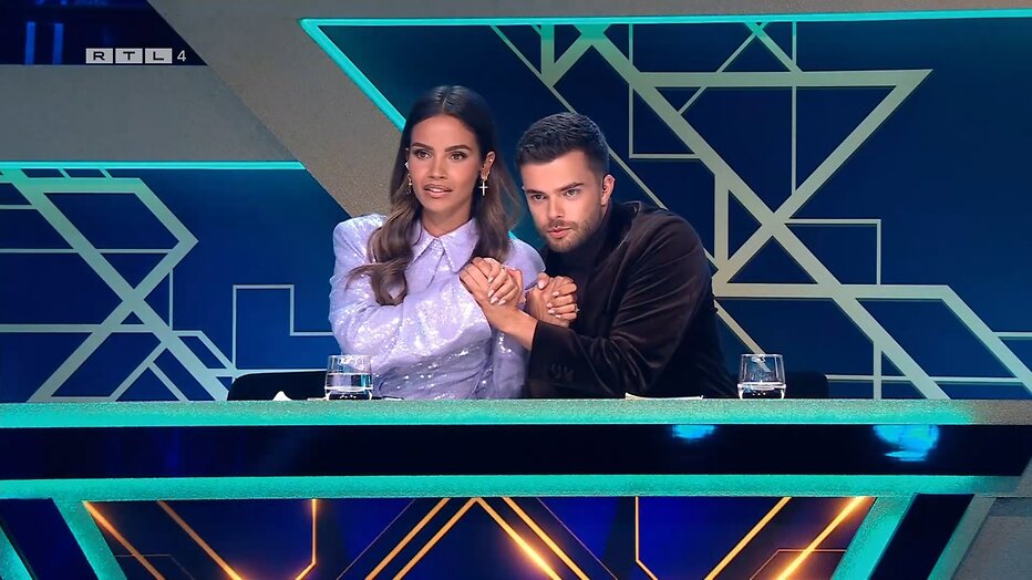 Buddy en Monica zaten vol spanning