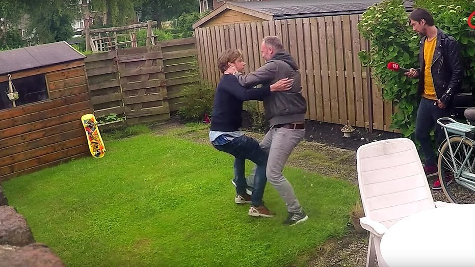 Videosnack: Mattie & Wietze confronteren de lokfietsdief