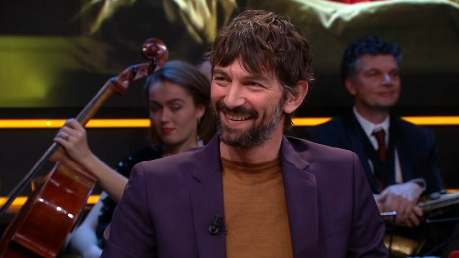 Michiel Huisman bij Renze