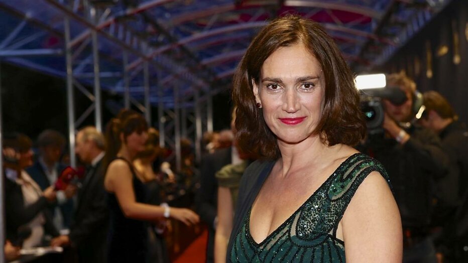Actrice Monic Hendricks heeft ambitie om te produceren. Actrice Monic Hendricks heeft ambitie om te produceren.