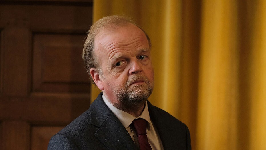 Toby Jones als Alan Bates in Mr Bates vs the Post Office