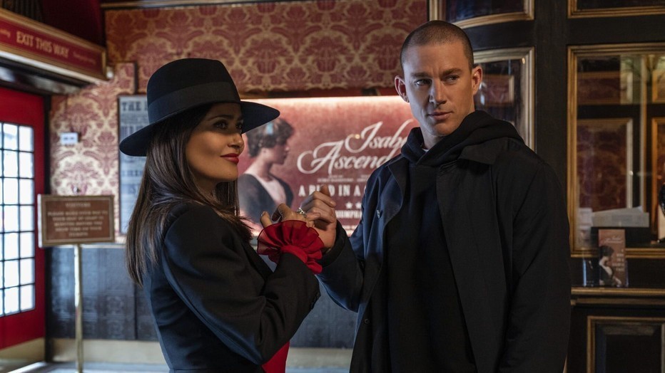 Channing Tatum en Salma Hayek in Magic Mike's Last Dance Channing Tatum en Salma Hayek in Magic Mike's Last Dance