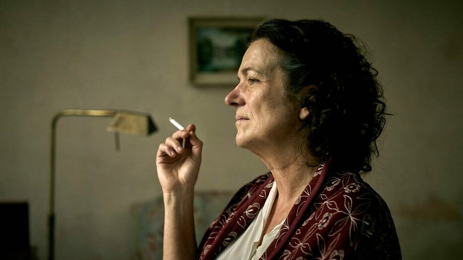 Malou Gorter als Gertrude van Tijn in De Joodse Raad Malou Gorter als Gertrude van Tijn in De Joodse Raad