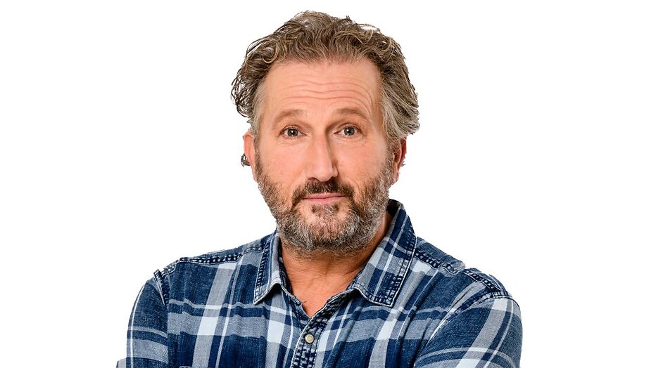 Marcel Musters als Johan in Familie Kruys.
