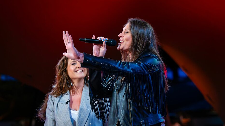 Maria Fiselier en Floor Jansen in Beste Zangers