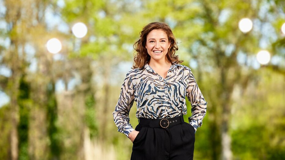 Maria Fiselier voor AVROTROS Maria Fiselier voor AVROTROS