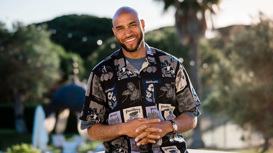 Edson da Graça in Matched by Mom