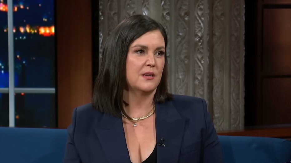 Melanie Lynskey in The Late Show with Stephen Colbert