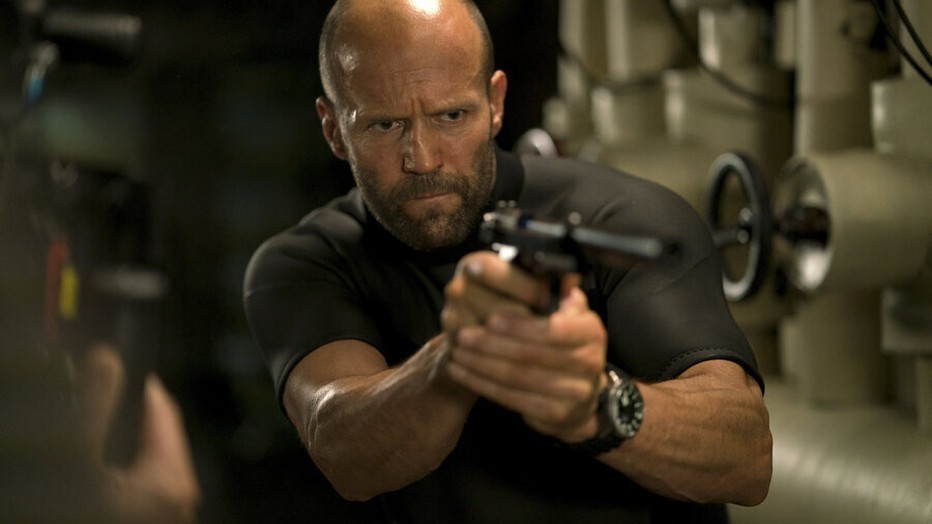 Jason Statham in Mechanic: Resurrection Jason Statham in Mechanic: Resurrection
