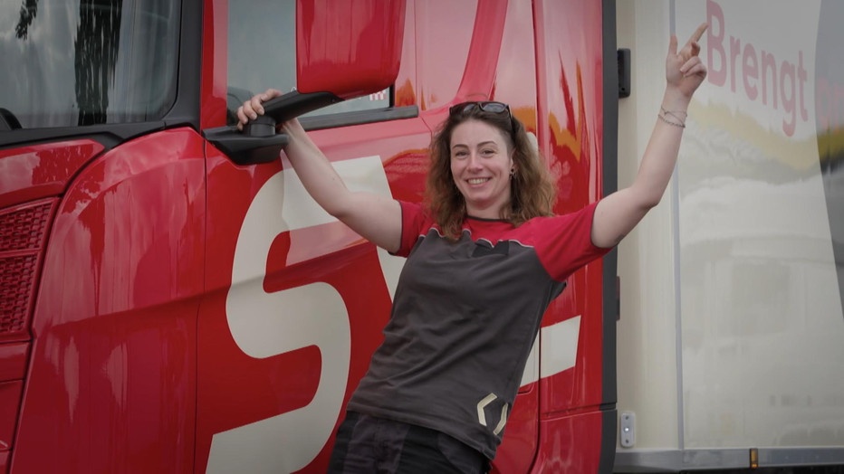 Renée Simons voor Meiden Die Rijden