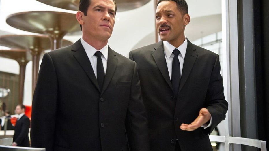 Will Smith en Josh Brolin in Men in Black 3