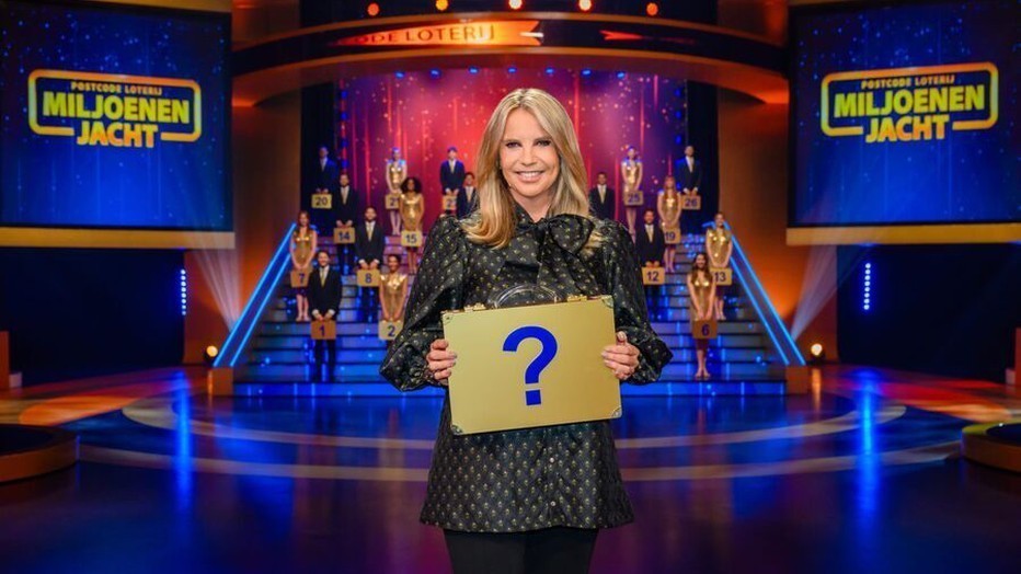 Linda de Mol voor Postcode Loterij Miljoenenjacht