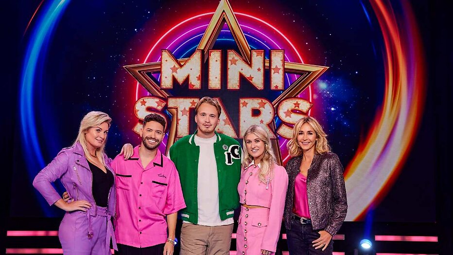 Sanne Hans, Rolf Sanchez, Snelle, Britt Dekker en Wendy van Dijk Sanne Hans, Rolf Sanchez, Snelle, Britt Dekker en Wendy van Dijk