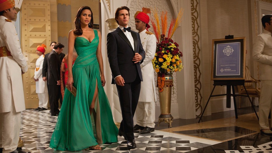 Tom Cruise en Paula Patton in Mission: Impossible - Ghost Protocol