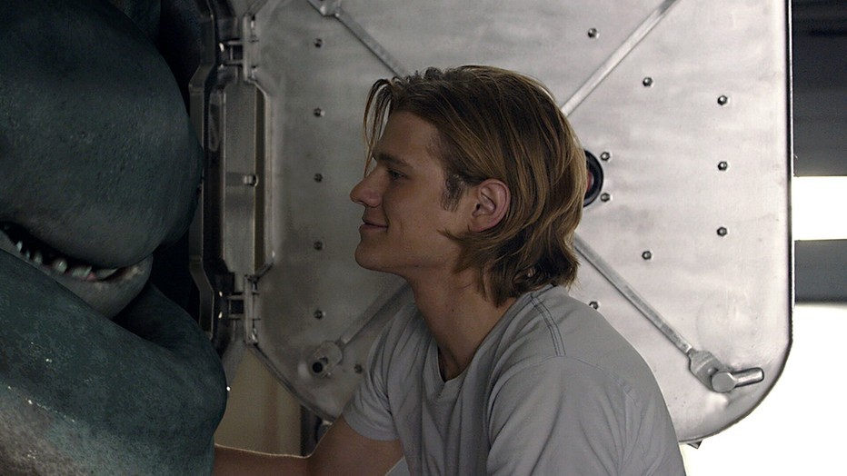 Lucas Till in Monster Trucks