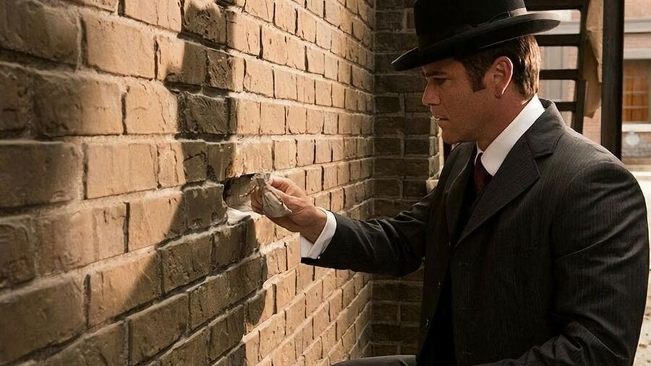 Yannick Bisson in Murdoch Mysteries