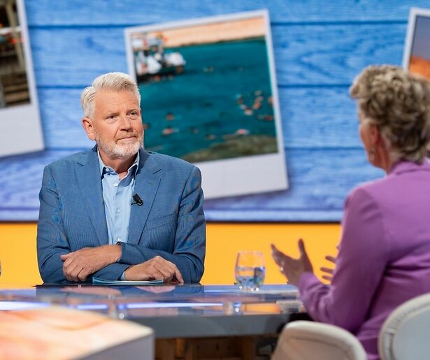 Dit programma vervangt MAX Vakantieman op NPO1