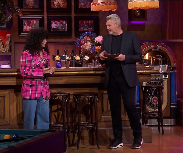 De TV van gisteren: MAX Pubquiz blijft bescheiden hit