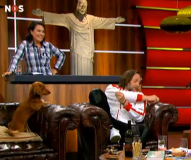 Hugo Borst: NOS-teckel Messi ontvangt bergen fanmail