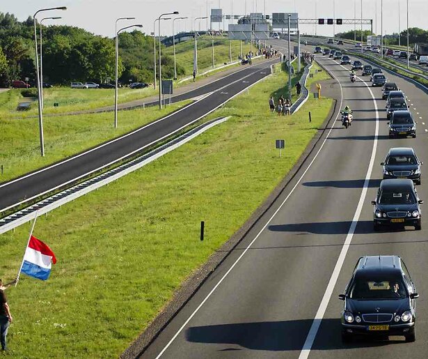 Angela de Jong heeft een zomerkijktip: De Echo van de MH17: 'Meer dan indrukwekkend'