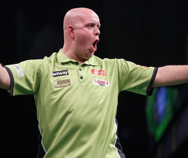 Michael van Gerwen tegen voormalig rugbyer