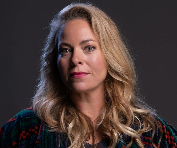 Actrice en zangeres Maaike Martens viert de liefde