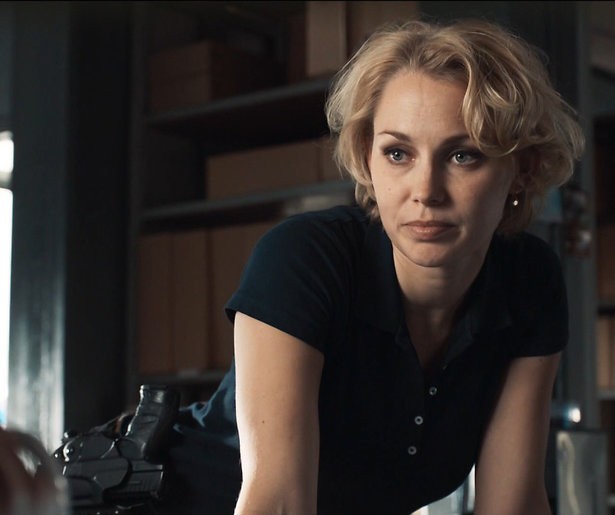 Flikken-actrice Maartje van de Wetering deelt mooie zwangerschapsfoto