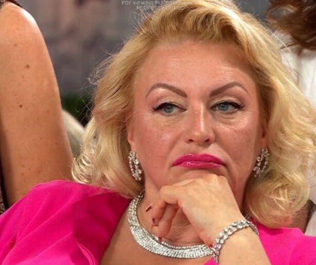 Malgosia hint op bedavonturen met Joey Ceti in House of villains: 'Jij bent echt een bad bitch'