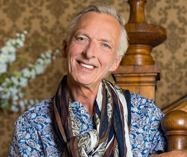 Fans betalen grof geld voor Martien Meiland-voicemail