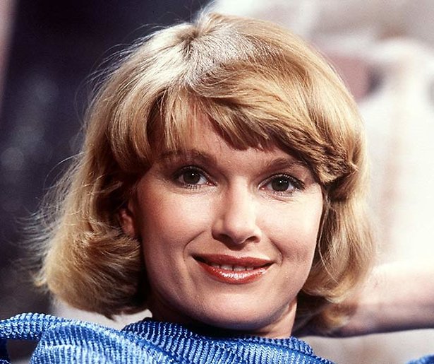 Vrijdag extra tv-programma Martine Bijl 