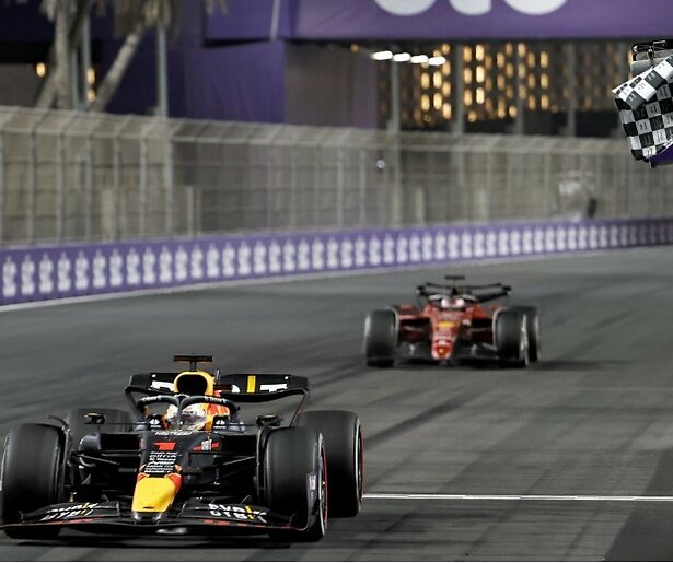 Max Verstappen strijdt op de Grand Prix van Australië