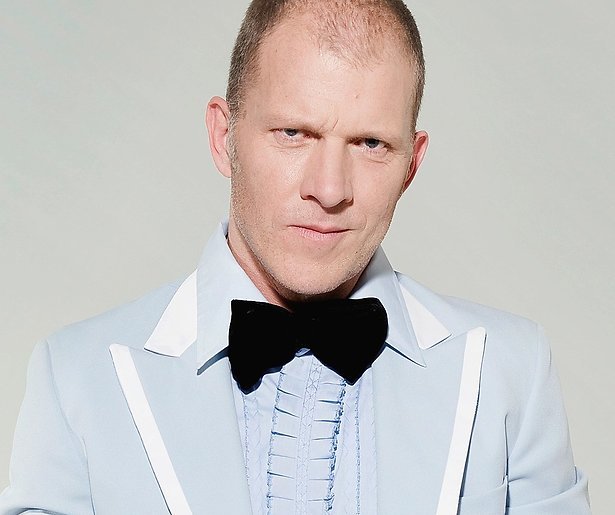 Maxim Hartman wil daten met Halina Reijn