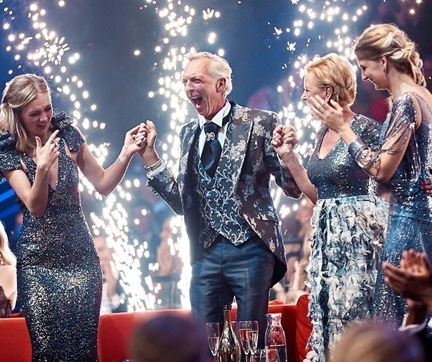 'Dan zit je als gewone familie ineens naast Jan Smit!'