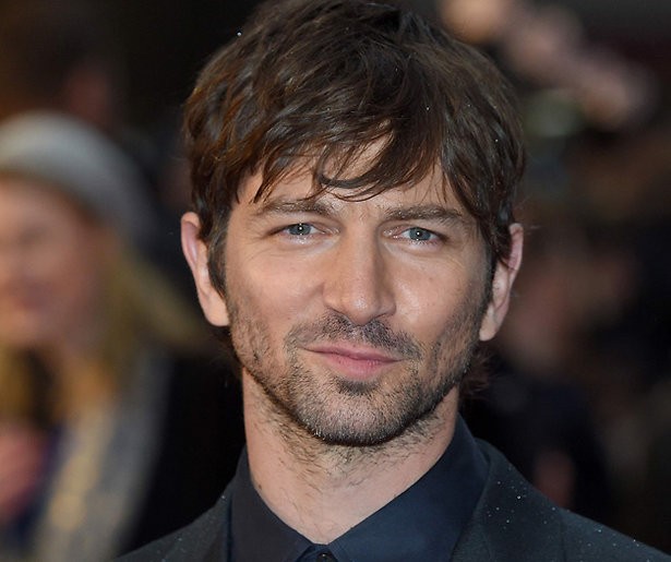 Michiel Huisman met Woody Harrelson in Netflix-film