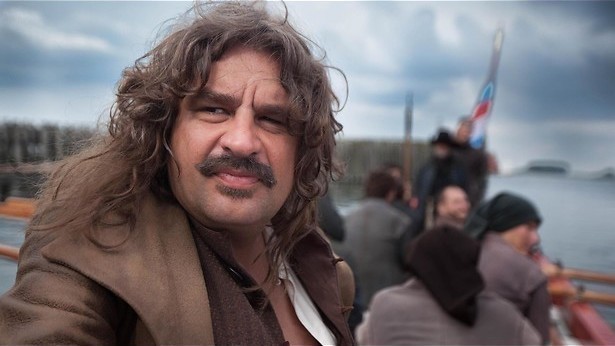 Frank Lammers: ‘Zet alle omstreden beelden in een park’