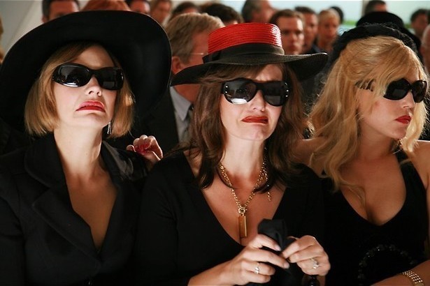 Als scheiden te veel geld kost in Moordwijven