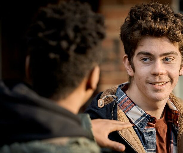 Hoe loopt het af voor Mees in seizoenspremière Oogappels? 