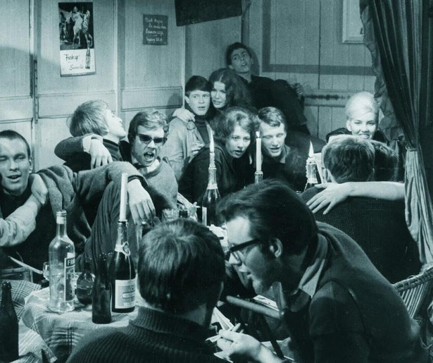 Kom alvast in de sfeer van Sinterklaas met Makkers, Staakt Uw Wild Geraas op ONS