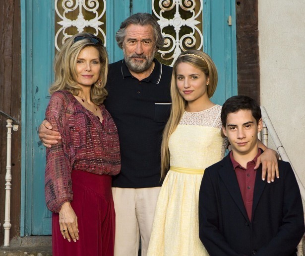 Maffiabaas Robert De Niro moet in  Malavita onderduiken in Frankrijk