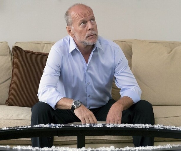 Overvalt Bruce Willis zijn eigen bank in Marauders?