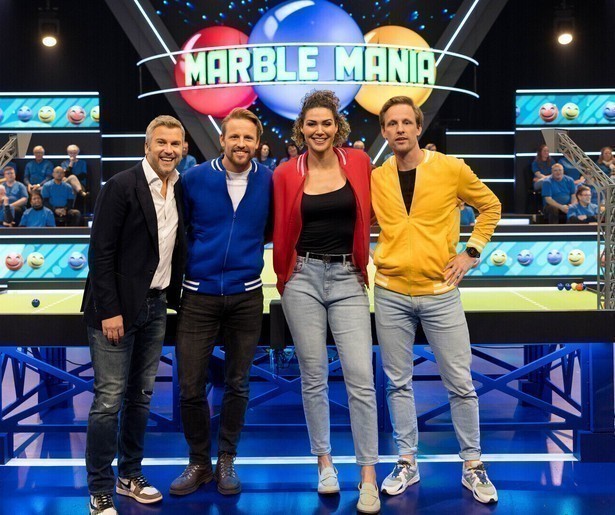 Chatilla van Grinsven en tweelingbroers Ronald en Michel Mulder knikkeren erop los in Marble Mania