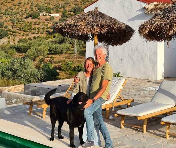 Ik Vertrek-deelnemers Marc en Madelon geven een update over hun Spaanse boetiekhotel