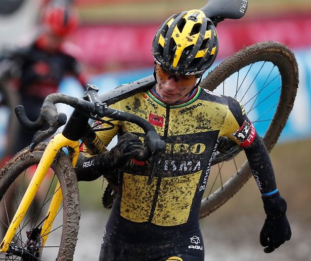 Veldrijden in het winterse Italië