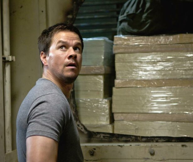 Mark Wahlberg opent een smokkelroute naar Panama in Contraband