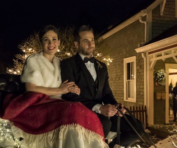 Krijgt Erin Krakow eindelijk haar sprookjeshuwelijk in Marrying Father Christmas?