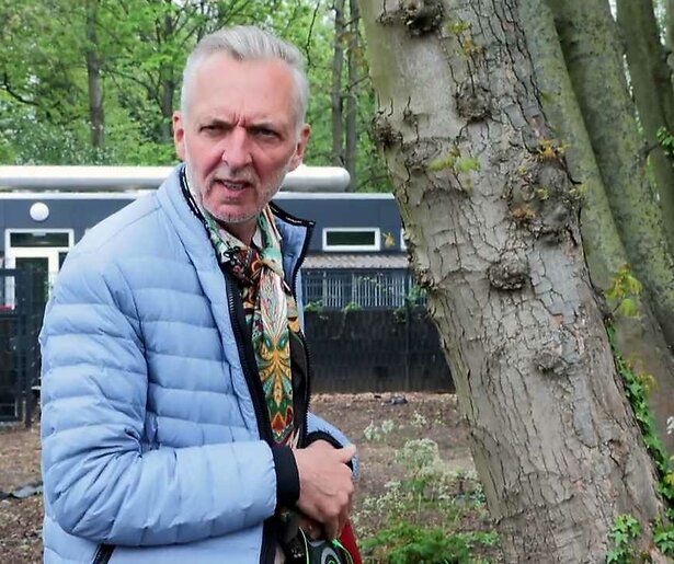 Martien, Erica, Maxime en Montana laten zich omringen door al hun fans in Chateau Meiland