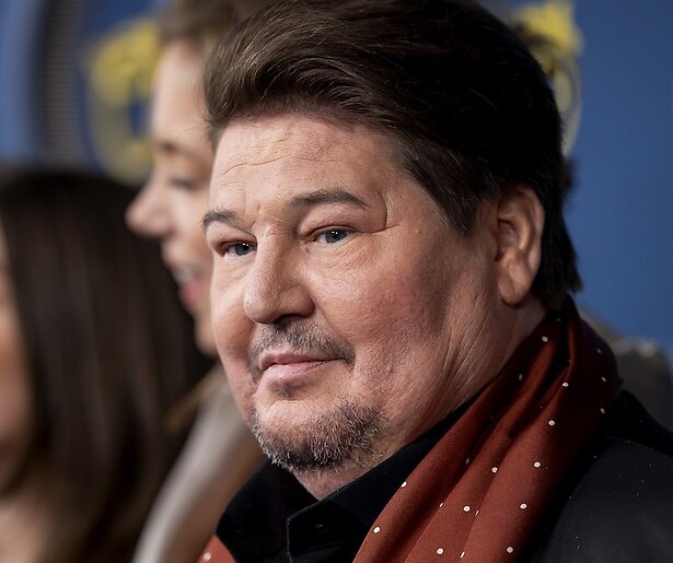 Martijn Krabbé geeft update voor start nieuw seizoen Kopen Zonder Kijken en stelt fans gerust